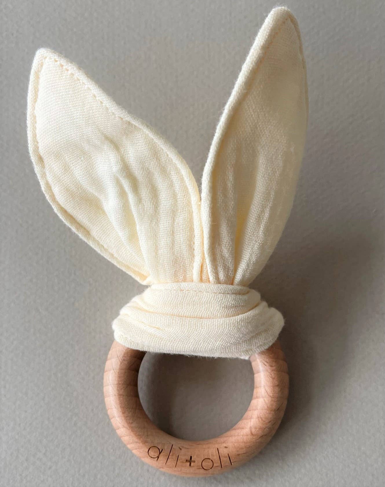 Crinkle Bunny Ears Wooden Ring Teething Toy for Baby (Beige)