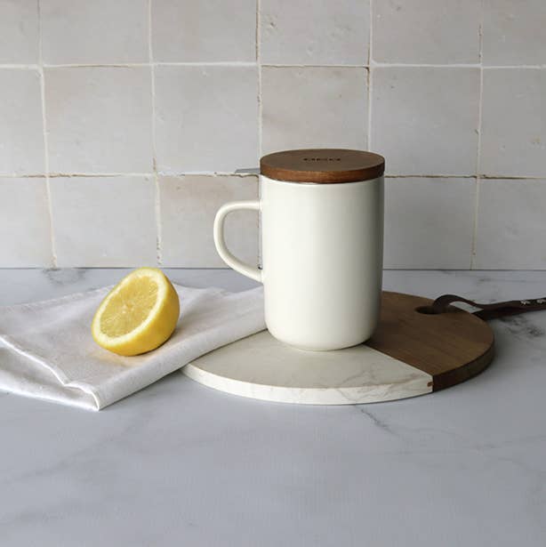 Juliet white stoneware tea pot with acacia lid